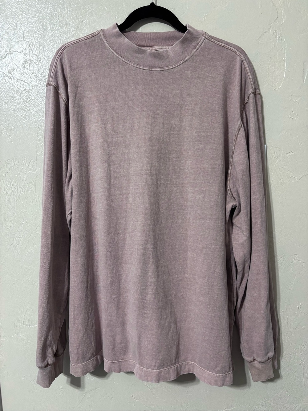 Madewell Men's Long Sleeve Crewneck in Mauve 100% Cotton